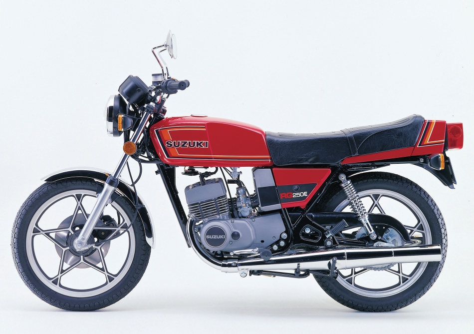 SUZUKI RG250 SUZUKI RG250