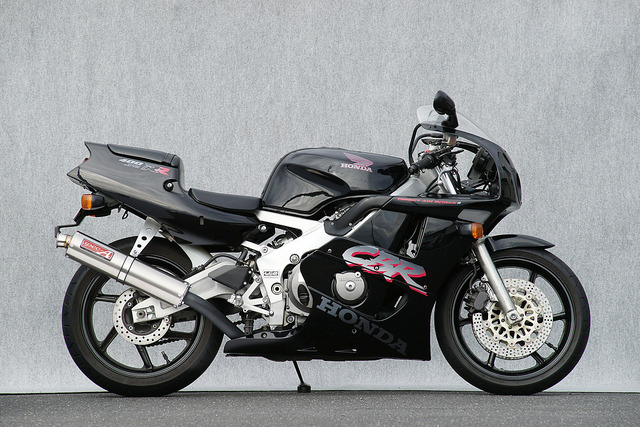 cbr400rr slip-on silencer titanium