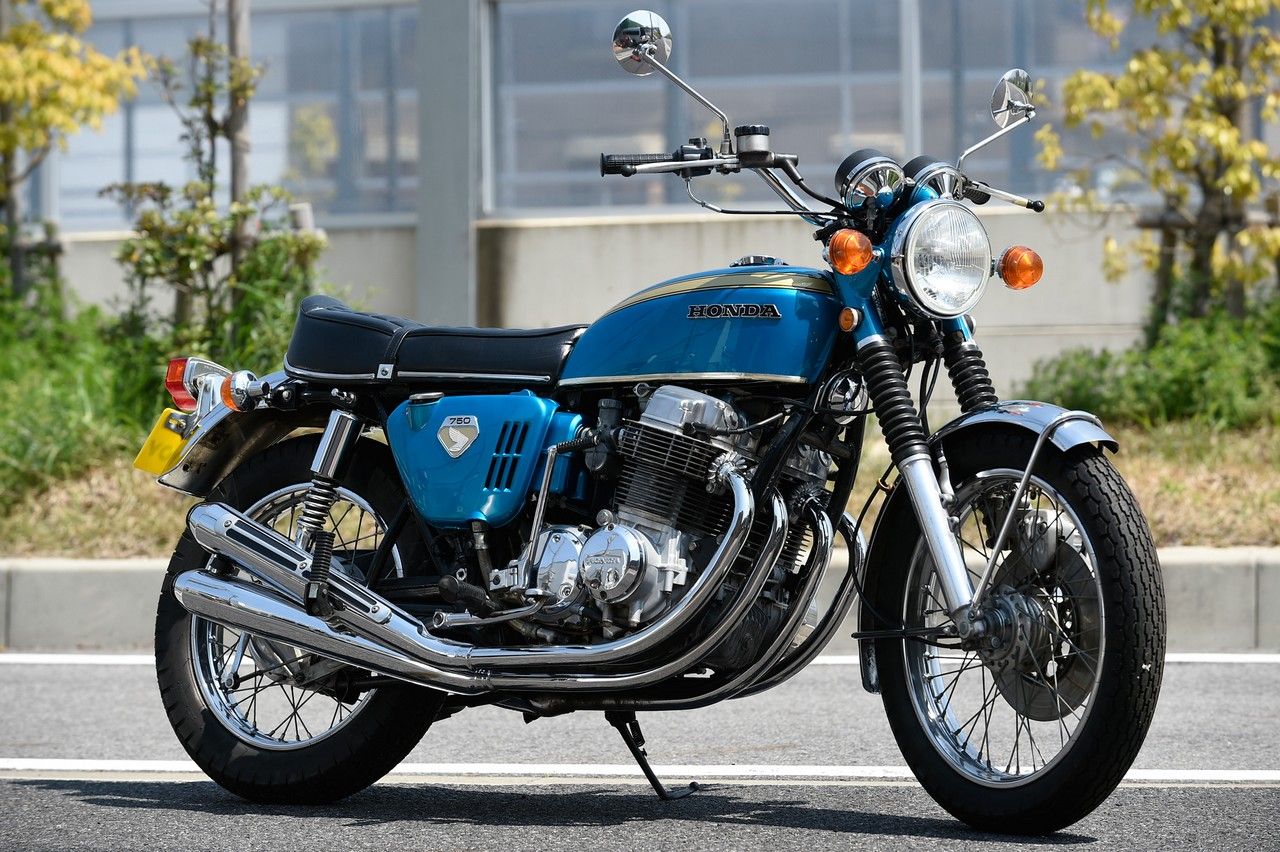 旧車CB750K(FOUR) 絶版車に付けたい当時風マフラーの魅力【CB750K(FOUR ...