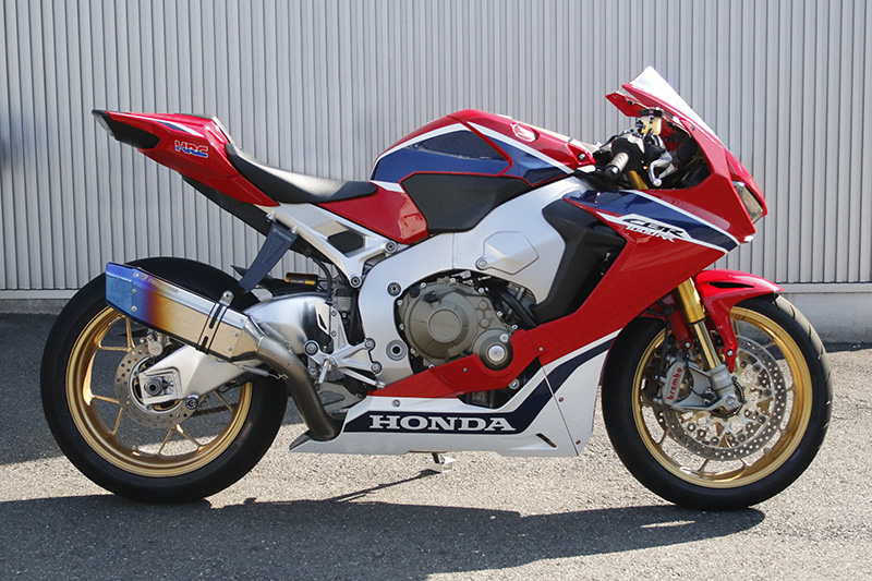 Webike Trick Star トリックスター レーシングスリップオンマフラーikazuchi イカヅチ Cbr1000rr Rst 112 L7yt スリップオンマフラー 通販