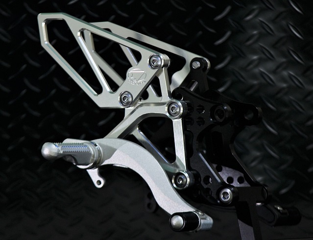 NinjaZX-25RSV-R.JPG