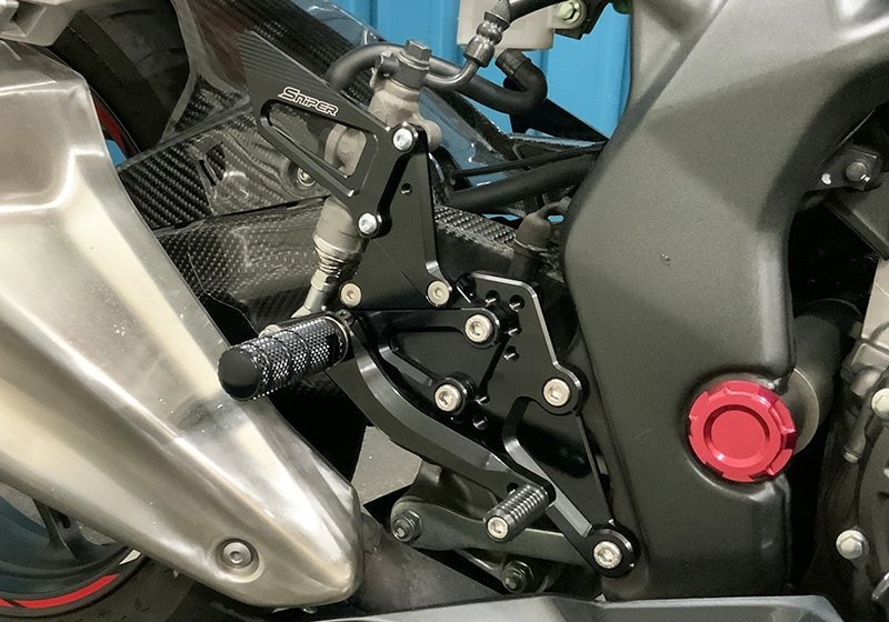 Webike Sniper スナイパー バックステップ クイックシフター装着車用 Cbr250rr Sp0114bk バックステップ 通販