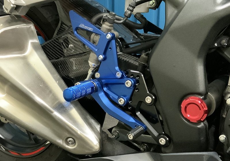 Webike Sniper スナイパー バックステップ クイックシフター装着車用 Cbr250rr Sp0114bl バックステップ 通販