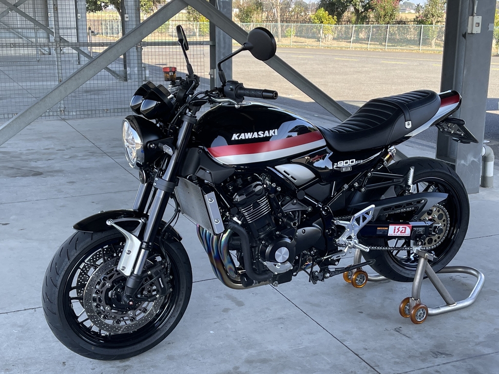 世界的に アエラ Aella ボディラインテープ Z900rs レッド Ae Rd Jp店 車用品 バイク用品 Ae Rd 世界的に アエラ Aella ボディラインテープ Z900rs レッド Ae Rd Jp店 車用品 バイク用品 Ae Rd