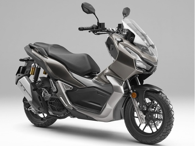 ホンダ ADV150 スタイリッシュ&スポーティーで日常をもっと軽やかに。