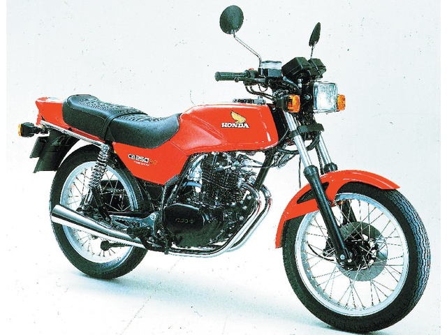 Mc02 1980年式 Cb250rsの諸元 スペック情報 ウェビック