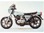 ホンダ Cbx1000 のスペックと類似車種 車格 Com