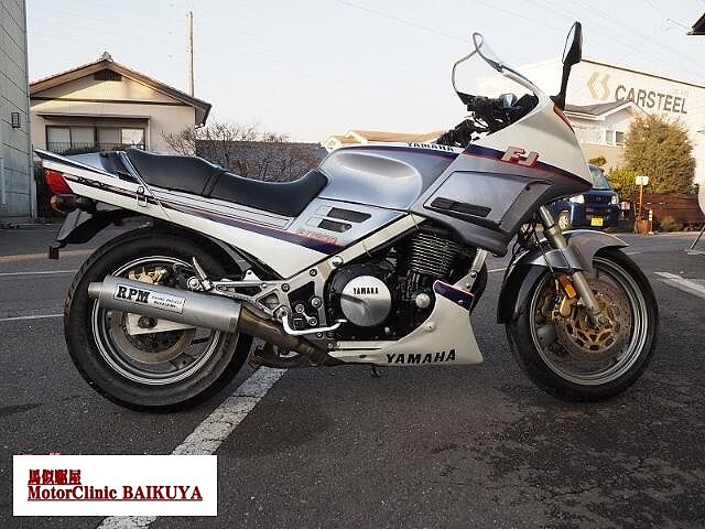 大型バイク 1001cc以上 ヤマハを新車 中古バイクから探す 本体価格の安い順 ウェビック バイク選び