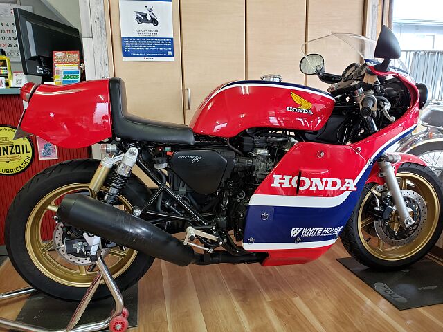 Cb750 ホンダの新車 中古バイクを探すなら ウェビック バイク選び