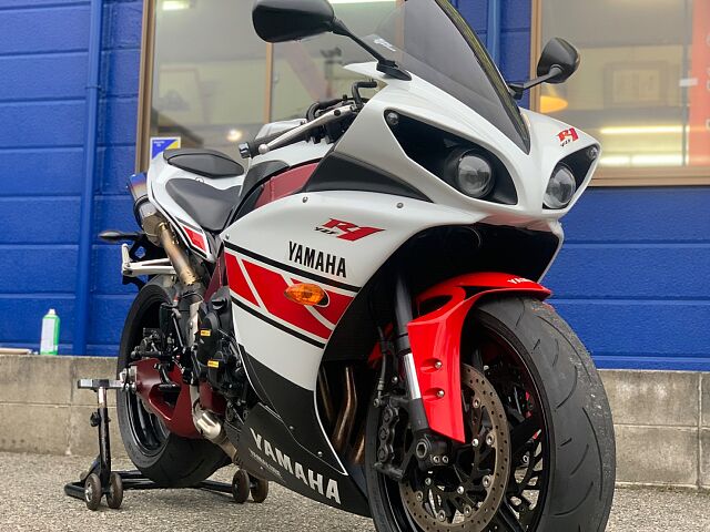 Yzf R1 ヤマハの新車 中古バイク一覧 ウェビック バイク選び