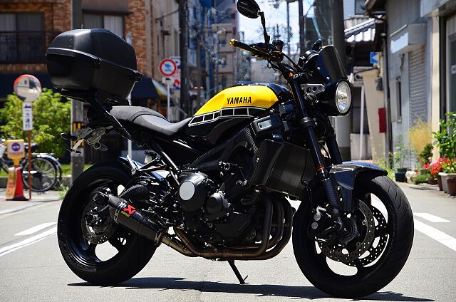 XSR900/ヤマハ/YAMAHA XSR900 鍛造ホイール、前後サス、アクラポ