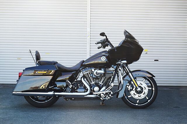 CVO FLTRXSE ロードグライドカスタム/Harley-Davidson FLTRXSE CVO Road Glide Custom  ローグラ好きな当店が虎視眈々と狙っていた | Zuttoride Market（ずっとライドマーケット）