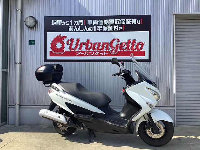 バーグマン200/スズキ/SUZUKI バーグマン200 CH41A型 水冷シングル FI 41Lトランク ACソケット リアキャリアBOX |  Zuttoride Market（ずっとライドマーケット）