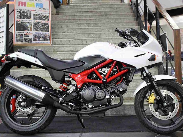 Vtr F ホンダの新車 中古バイク一覧 ウェビック バイク選び