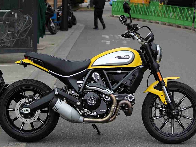 scrambler 800cc
