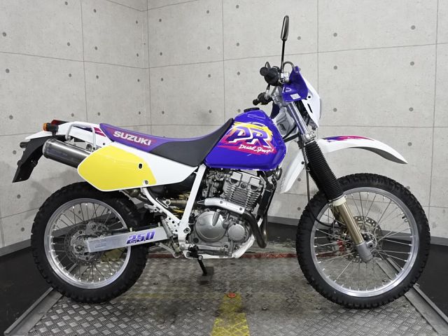 Suzuki dr250r технические характеристики