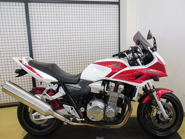 Cb1300スーパーボルドール ホンダの新車 中古バイクを北陸 甲信越から探す ウェビック バイク選び