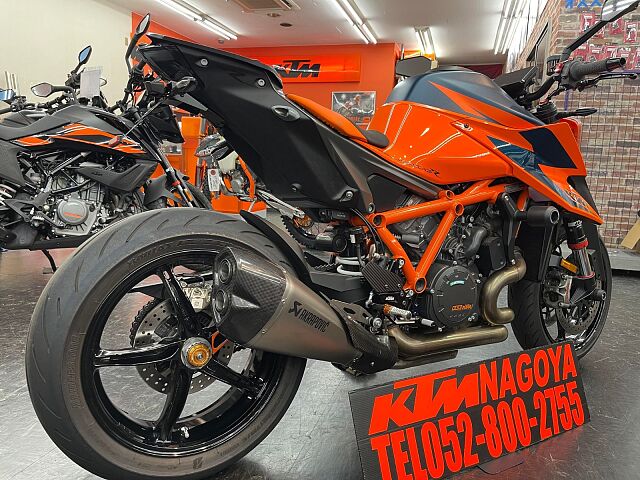 IXRACE KTM SUPERDUKE 1290 R 17-19 DC1 スリップオン マフラー