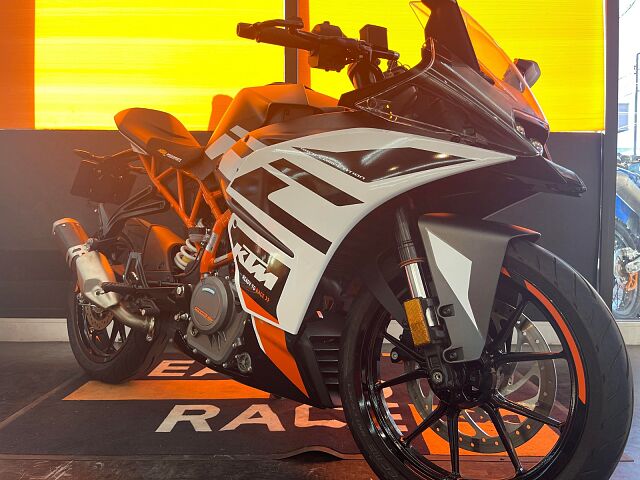 RC390/KTM RC390 国内入荷台数が少ない2021MODEL!低走行です ...