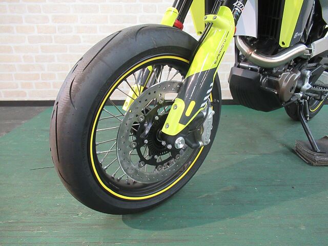 701 SUPERMOTO ☆701SUPERMOTO☆2022年モデル☆純正アクセサリー