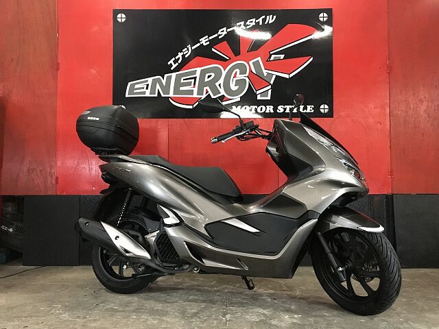 Pcx ホンダ Honda Pcx125 Jf81型 ノーマル リアbox Zuttoride Market ずっとライドマーケット