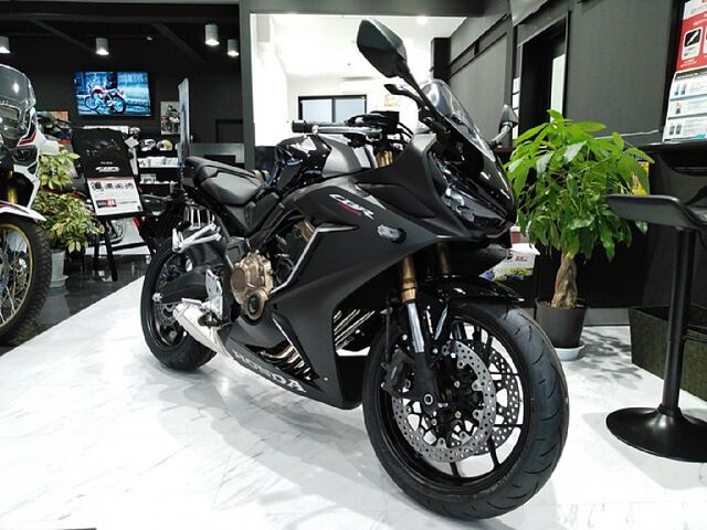 Cbr650r ホンダ 新車３年保証 オーナーズカードプレゼントの販売情報 Honda Dream東海 ウェビック バイク選び