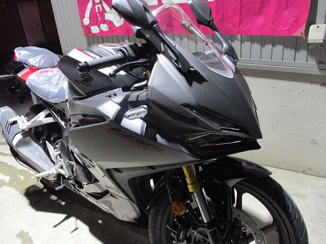 CBR250RR/ホンダ/HONDA CBR250RR (MC51) 在庫車です! | Zuttoride