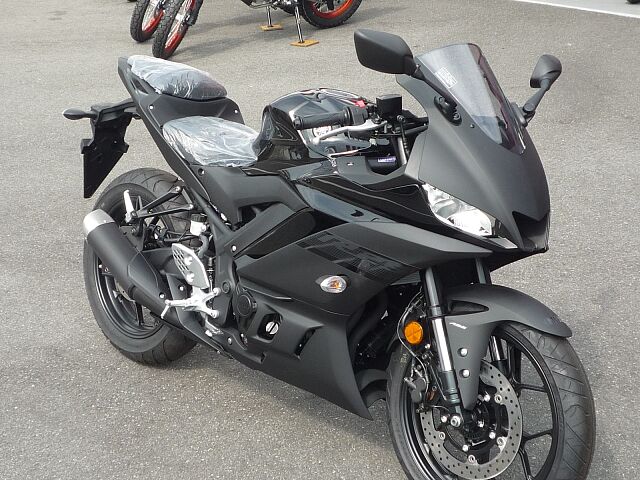 Yamaha YZF-R25 マットブラック YAMAHA YZF-R25 2019 マットブラック