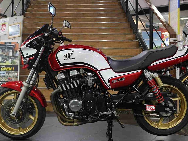 Cb750 ホンダ Cb750の販売情報 ユーメディア湘南 ウェビック バイク選び