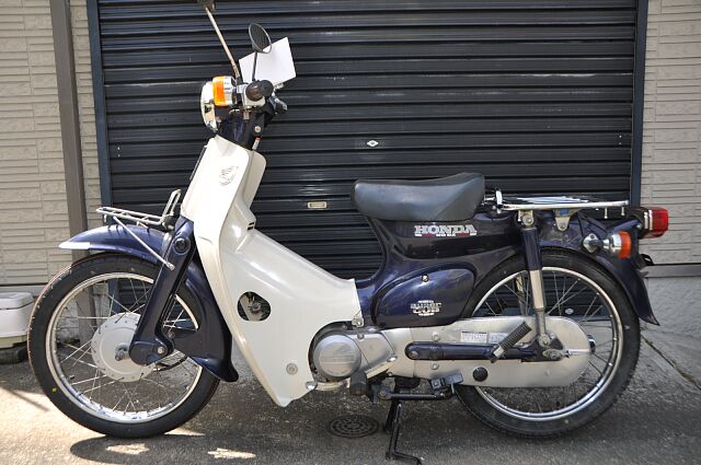 スーパーカブ90 ホンダの新車 中古バイクを探すなら ウェビック バイク選び