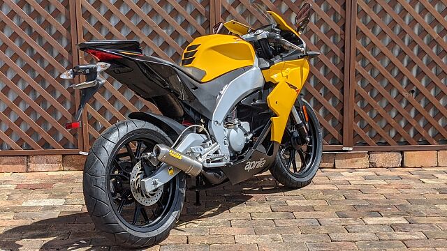 ばいく屋いちばん アプリリアrs4 50 Arrow製チャンバー パワフィル かんたん決済 ローンok 動画あります いよいよ人気ブランド