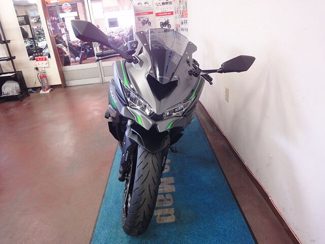 ZX-4R 吹き上がりの良さは4気筒ならでは・・・ コンピュータ 