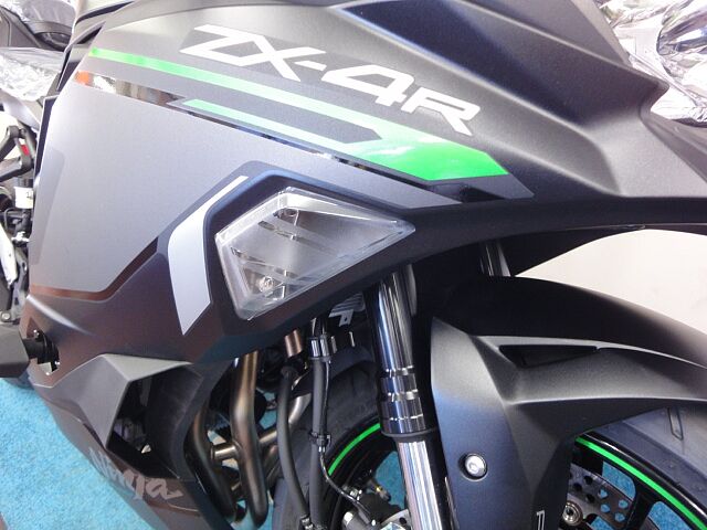 Kawasaki Ninja ZX-4R SE 燃料タンク（開発】KAWASAKI ZX-4R