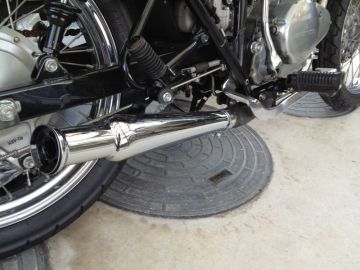 HONDA CB400SS GOODS:グッズ トランペットマフラー スリップオンを使っ