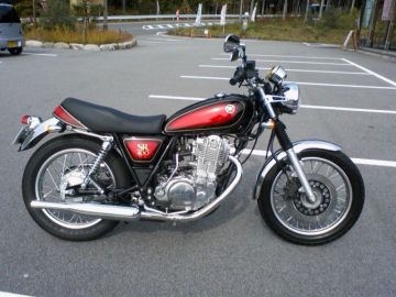 YAMAHA SR400 DAYTONA:デイトナ ビンテージヘッドライトを使った YAMAHA SR400 DAYTONA:デイトナ ビンテージヘッドライトを使った
