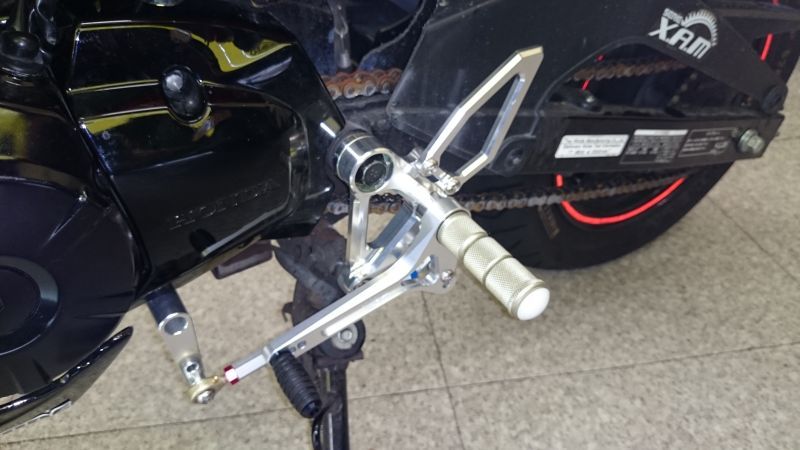 G Craft ジークラフト Grom用バックステップのユーザーレビューやインプレッション ウェビック