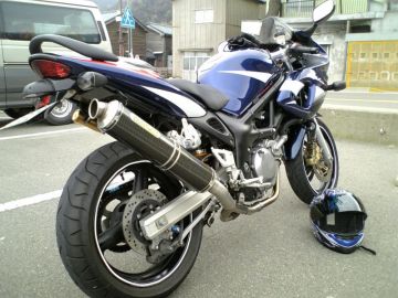 SUZUKI SV400 AGRAS:アグラス リアフェンダーレスキットを使った、への