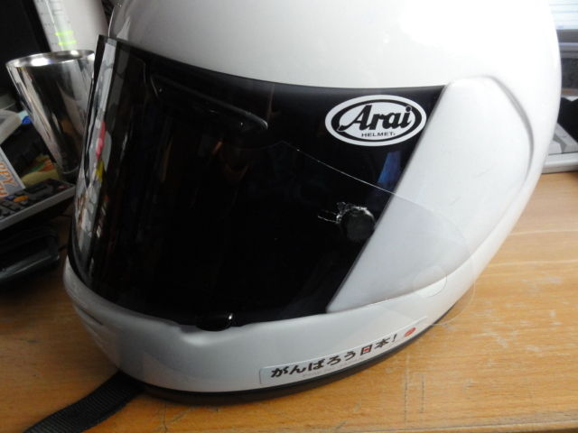 Arai アライ シールド用ステッカー 2枚1組 を使った 鬼気合さんのバイク用品インプレッションです バイク用品レビュー 口コミ 適合情報 コスパや性能評価は ウェビック