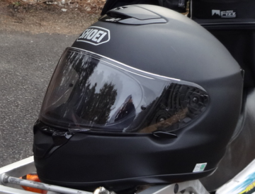 SHOEI:ショウエイ QWEST［クエスト マットブラック］ヘルメットを使っ