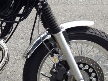 YAMAHA SR400 DAYTONA:デイトナ ステンレスショートフロントフェンダー
