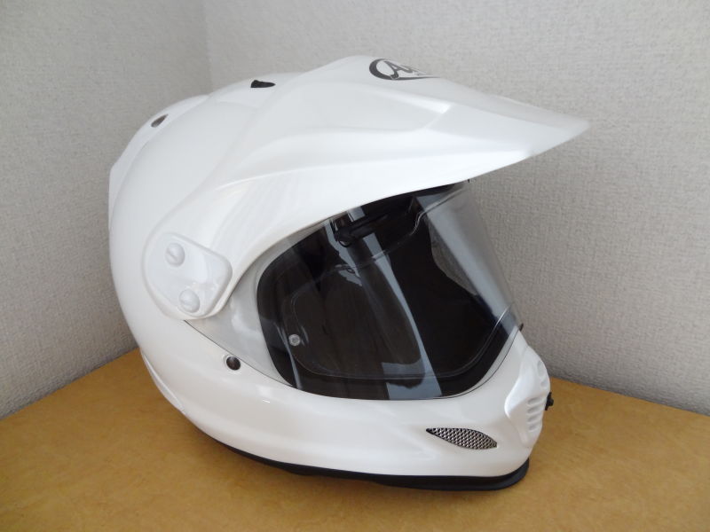 オフロードヘルメットからarai アライの口コミ 動画インプレッションを探す 8 ウェビック