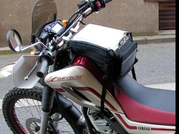 TANAX motofizz:タナックス モトフィズ オフロードタンクバッグ 3 MFK