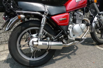 SUZUKI GN125 BEAMS:ビームス SS300 フルエキゾーストマフラーを使った