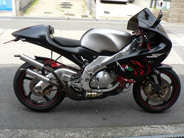 Rs250 アプリリア アプリリアの新車 中古バイクを探すなら ウェビック バイク選び