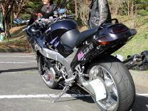 コージさんから:「ZZR1100フルカスタム」とオーナーレビュー