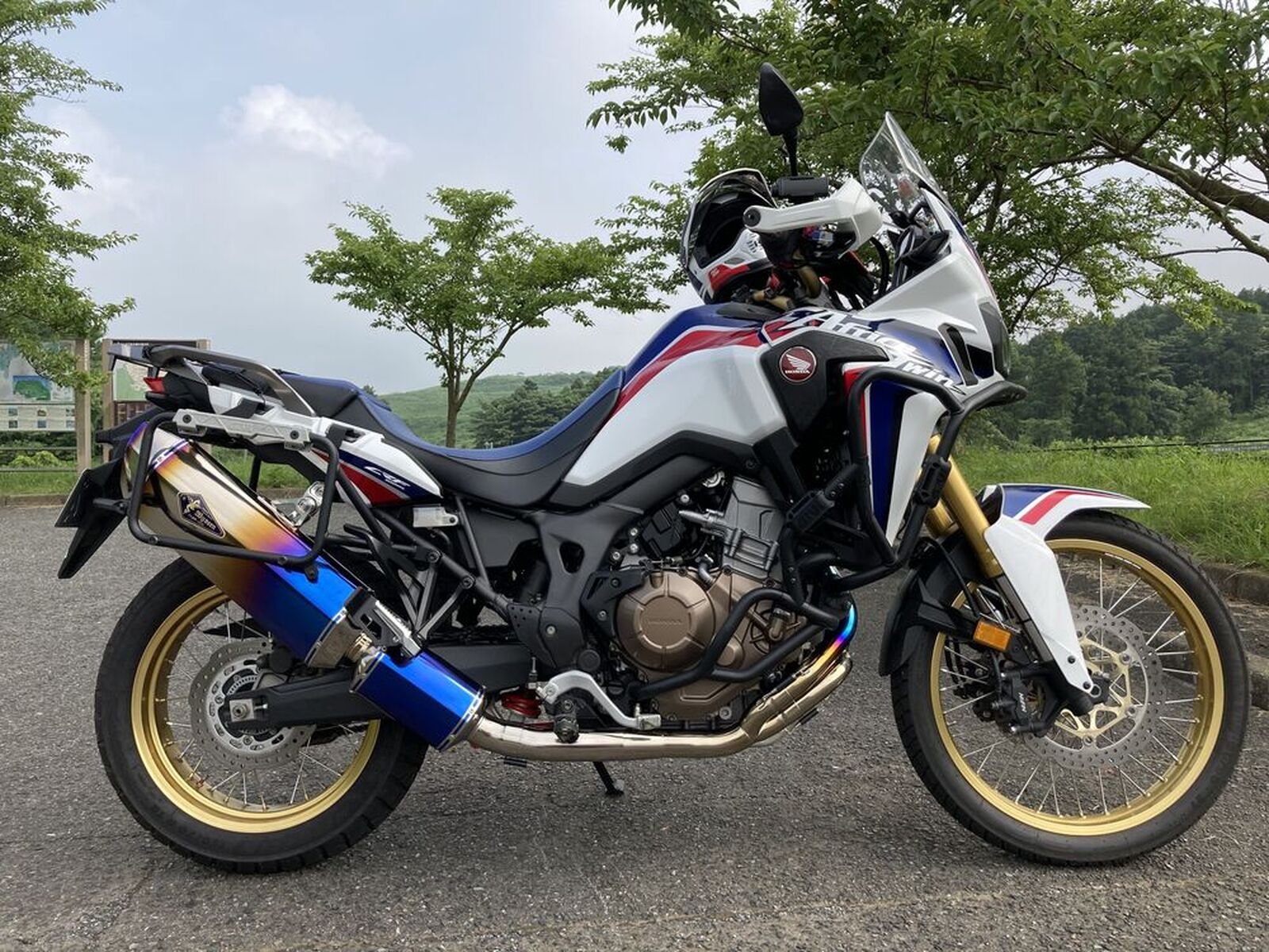 Crf1000l アフリカツイン ホンダのクチコミ レビュー 評価 評判 足つき情報 バイク中古車なら Webikeバイク選び