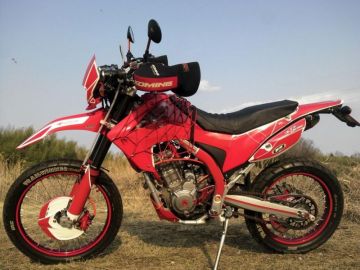 Crf250l ホンダの新車 中古バイクの相場 バイク情報 ウェビック バイク選び