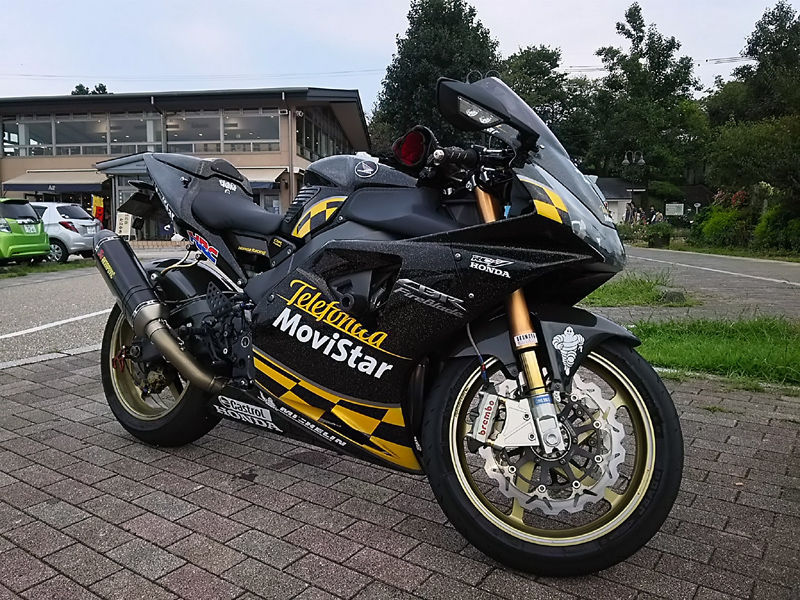 Cbr954rrファイアーブレード ホンダの新車 中古バイク一覧 ウェビック バイク選び