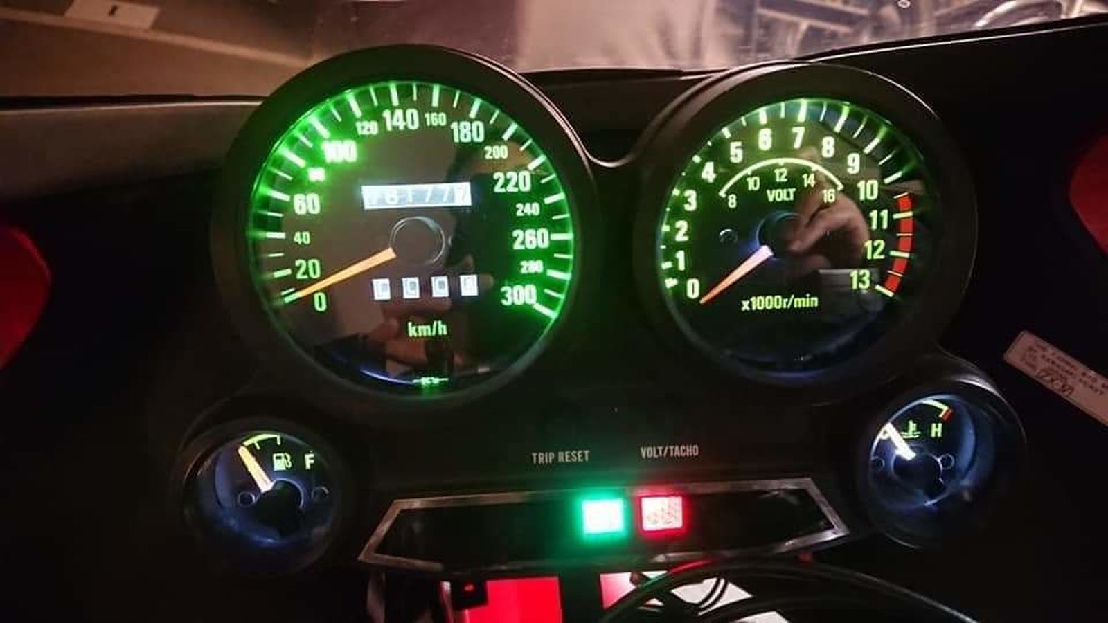 Kawasaki Gpz900r メーターランプ ｌｅｄに交換 ウェビックコミュニティ