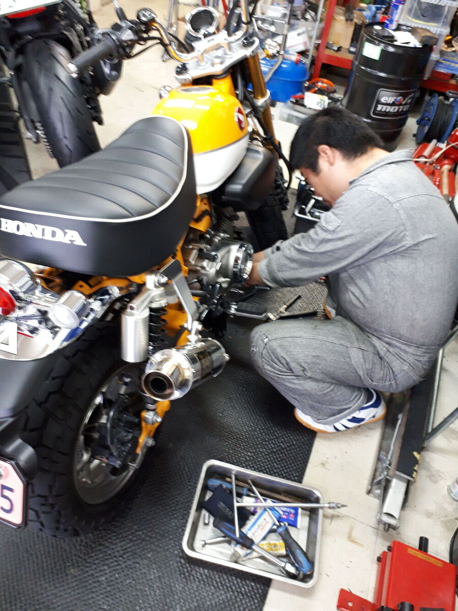 Honda モンキー125 モンキー125ヨシムラマフラーエキパイ根元からポッキリ その時ヨシムラジャパンさんの対応は ウェビックコミュニティ